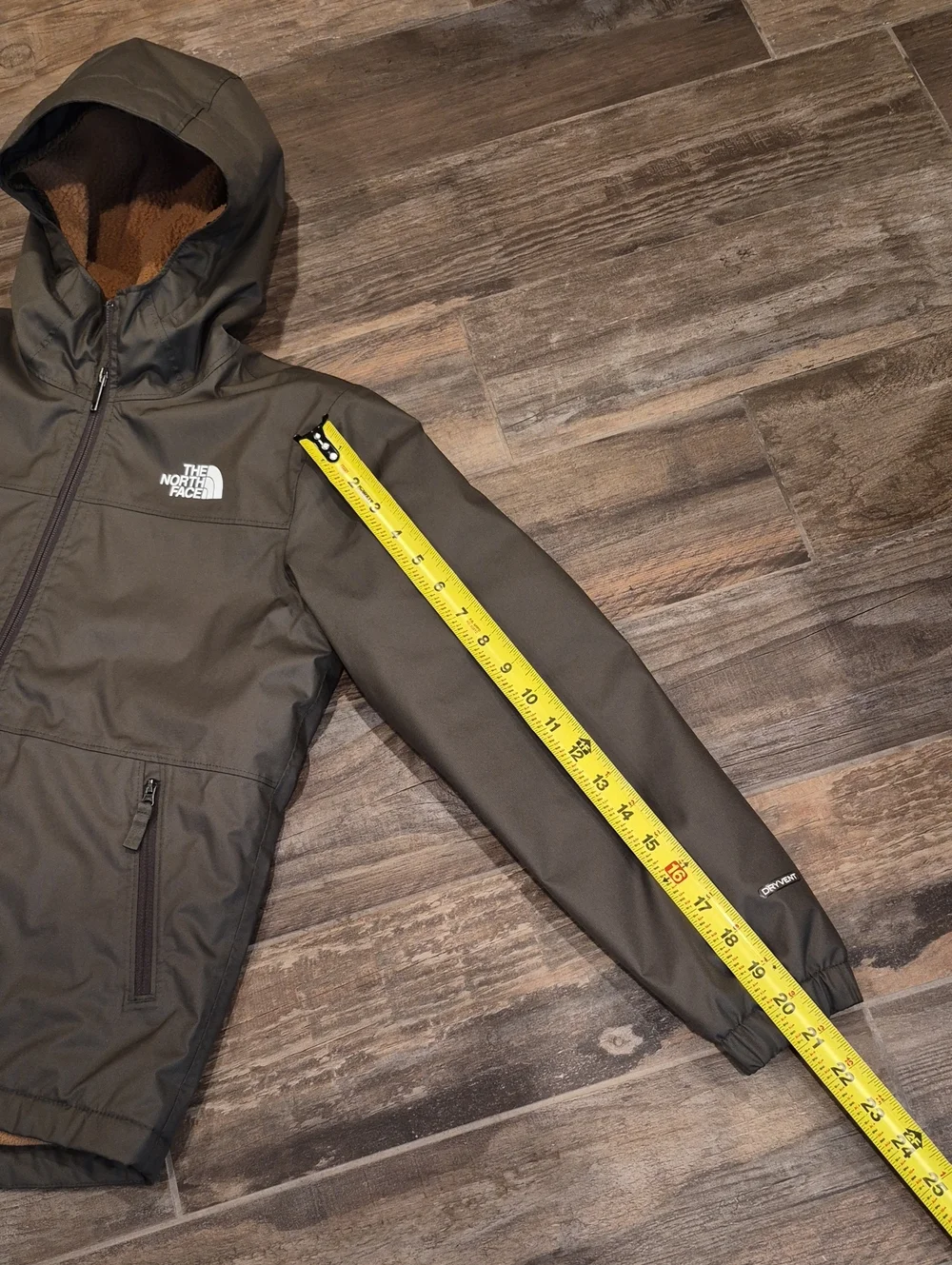 Boy's The North Face Warm Storm Hooded Jacket, Zipper Closure, Large Size 12